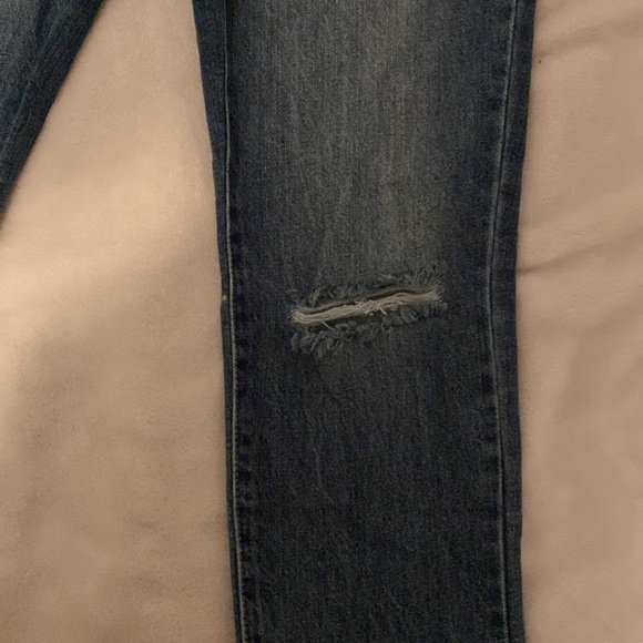 Dark blue distressed mom jeans - Picture 5 of 12